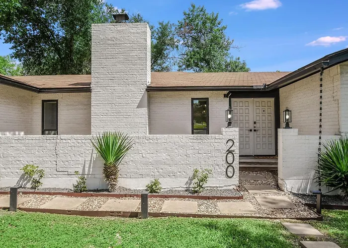 Charming Ranch Near Dell With Cocktail Pool Holiday home Round Rock